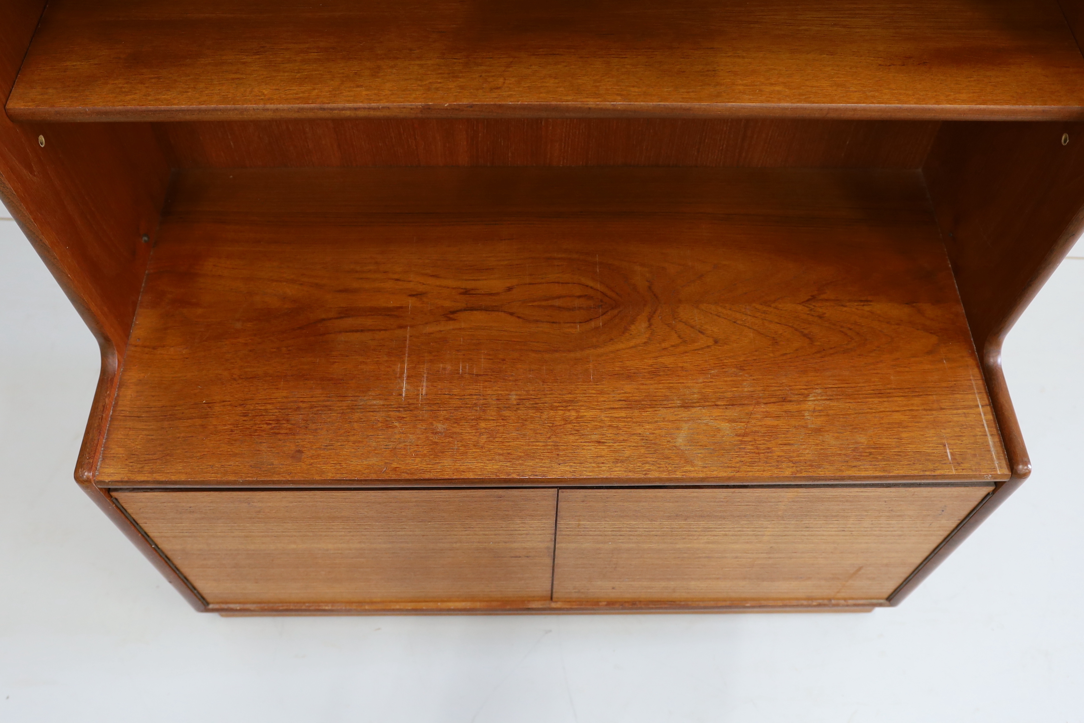 A mid century G Plan teak wall unit, width 91cm, depth 41cm, height 140cm